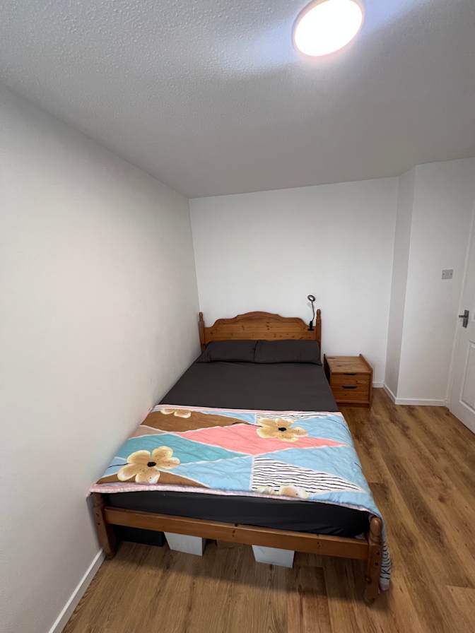 Shanan's room