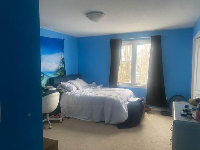 Sara's room