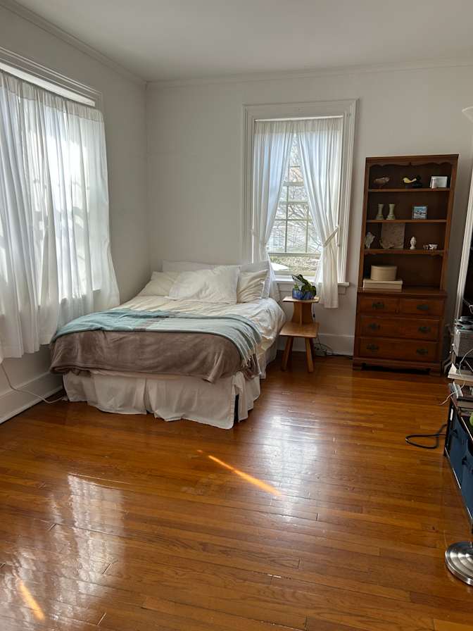 Sara's room