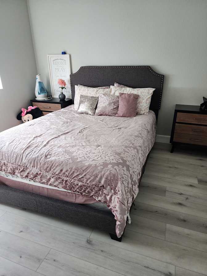 Samuel's room