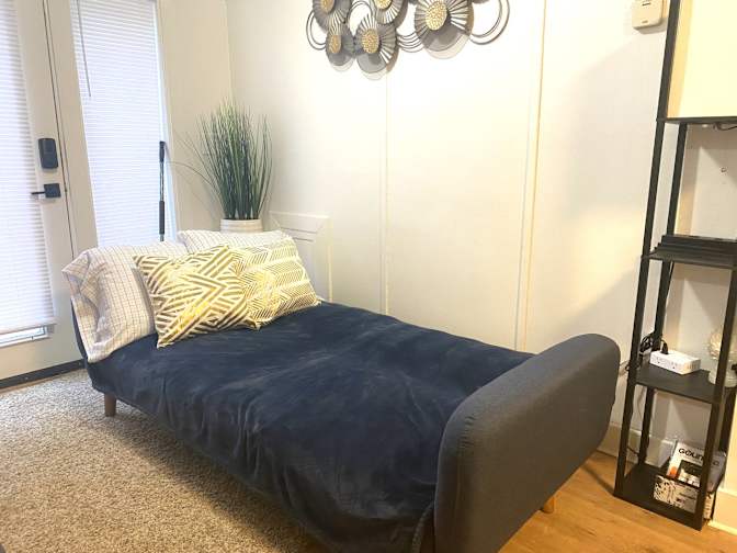 GiGi's room