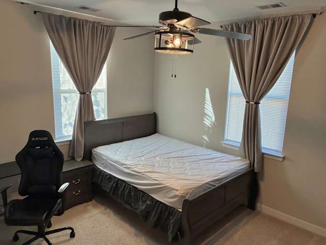 PadSplit's room