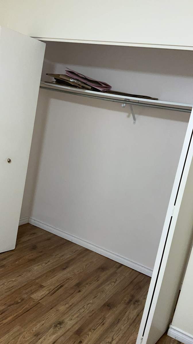 R's room
