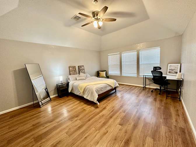 PadSplit's room