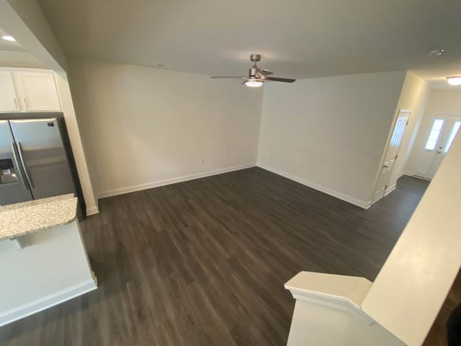 Alcove Rooms's room
