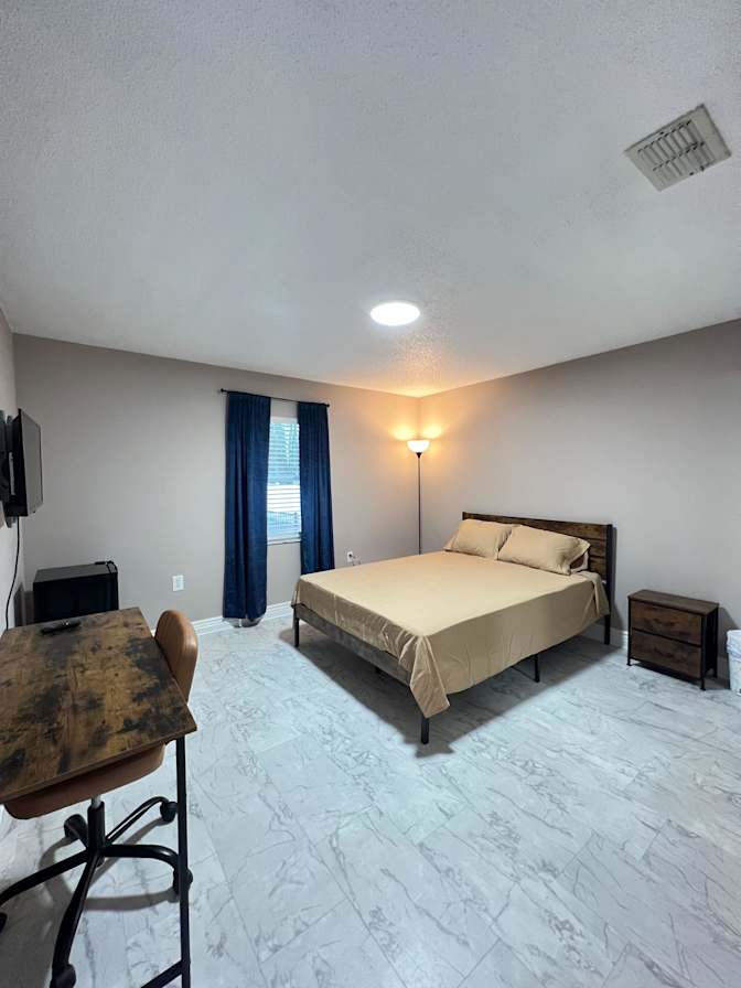 PadSplit's room