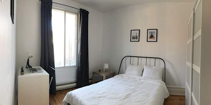 HelloMontreal's room