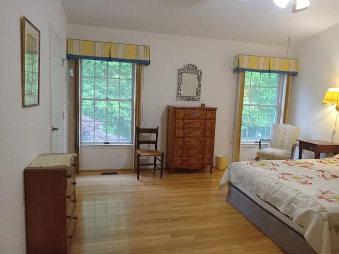 Victoria's room