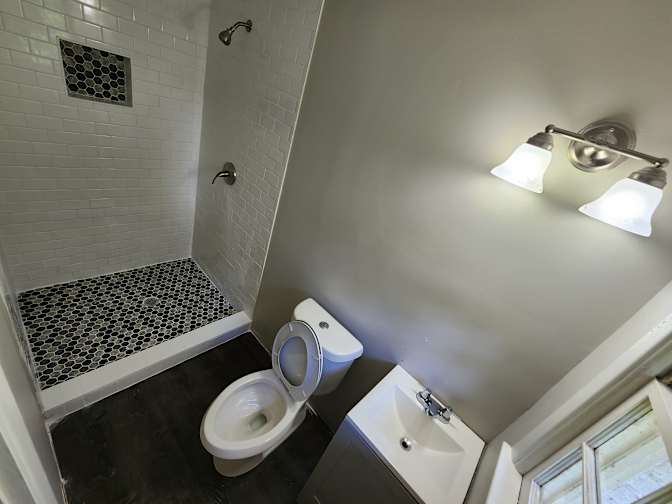 Alcove Rooms's room