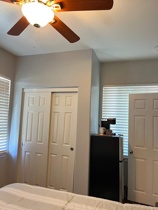Joy’s  Rentals's room