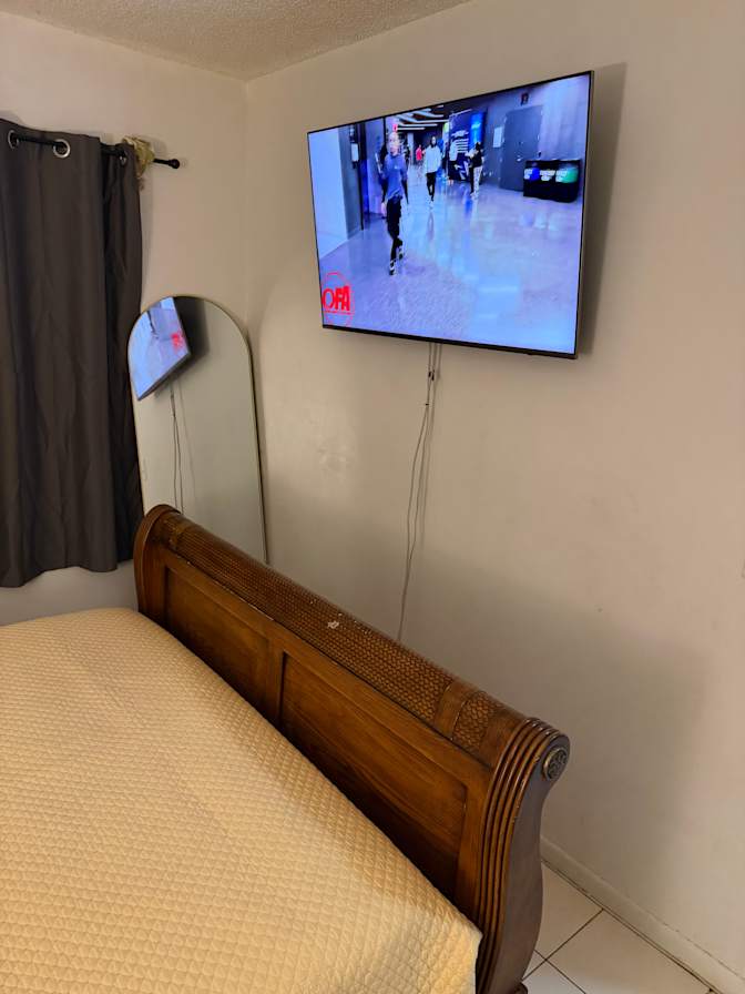 Gerald Forsythe's room