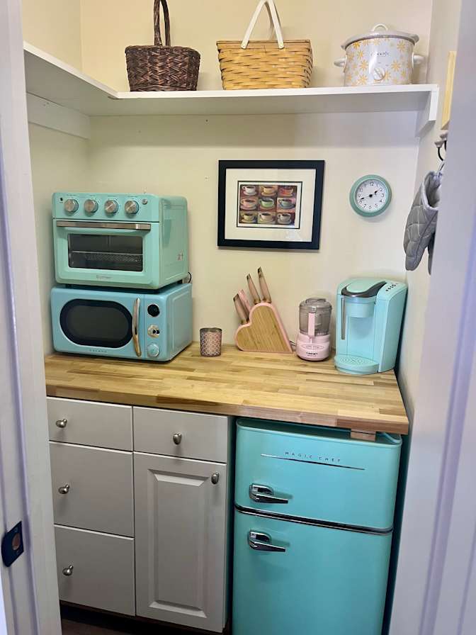 Elizabeth's room