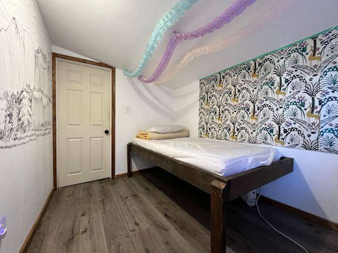 Luu's room