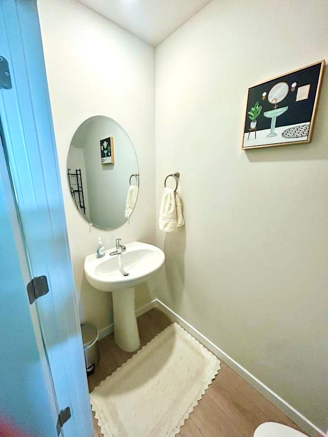 Alexander Howard's room