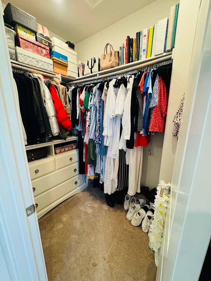 Alexis's room