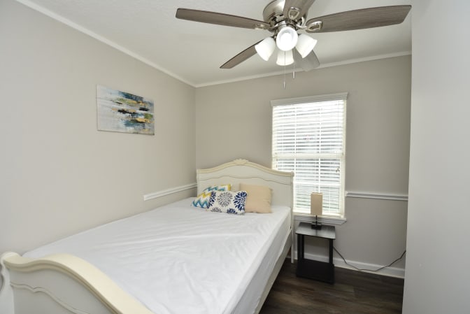 PadSplit's room