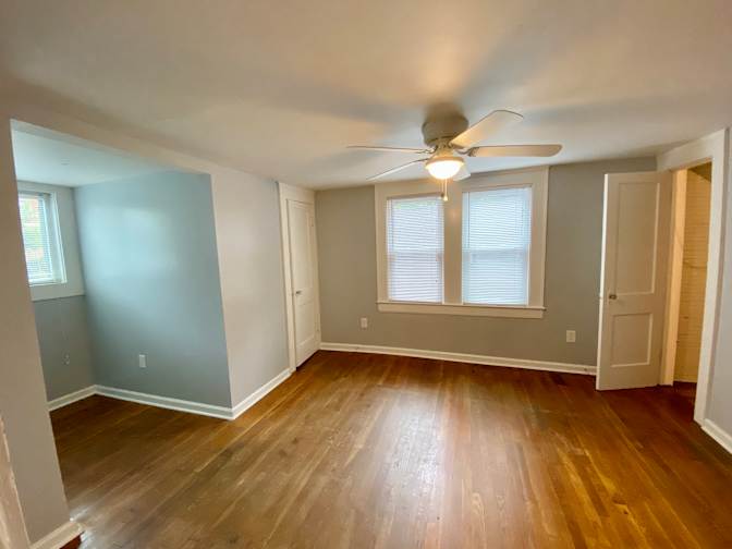Alcove Rooms's room
