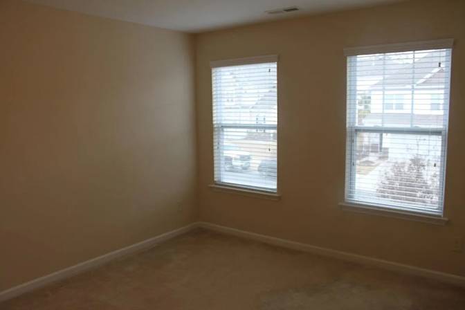 Alcove Rooms's room