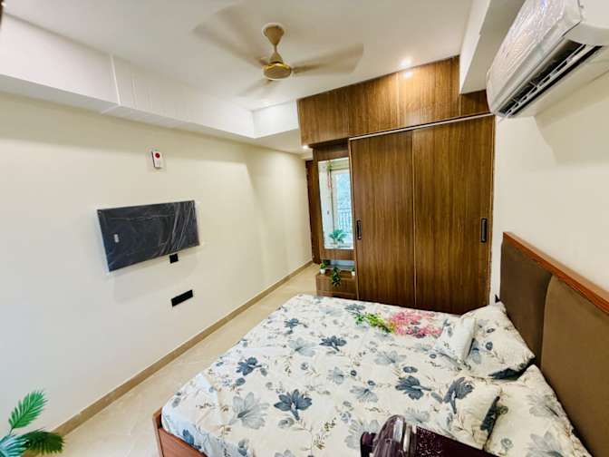 Tariq's room