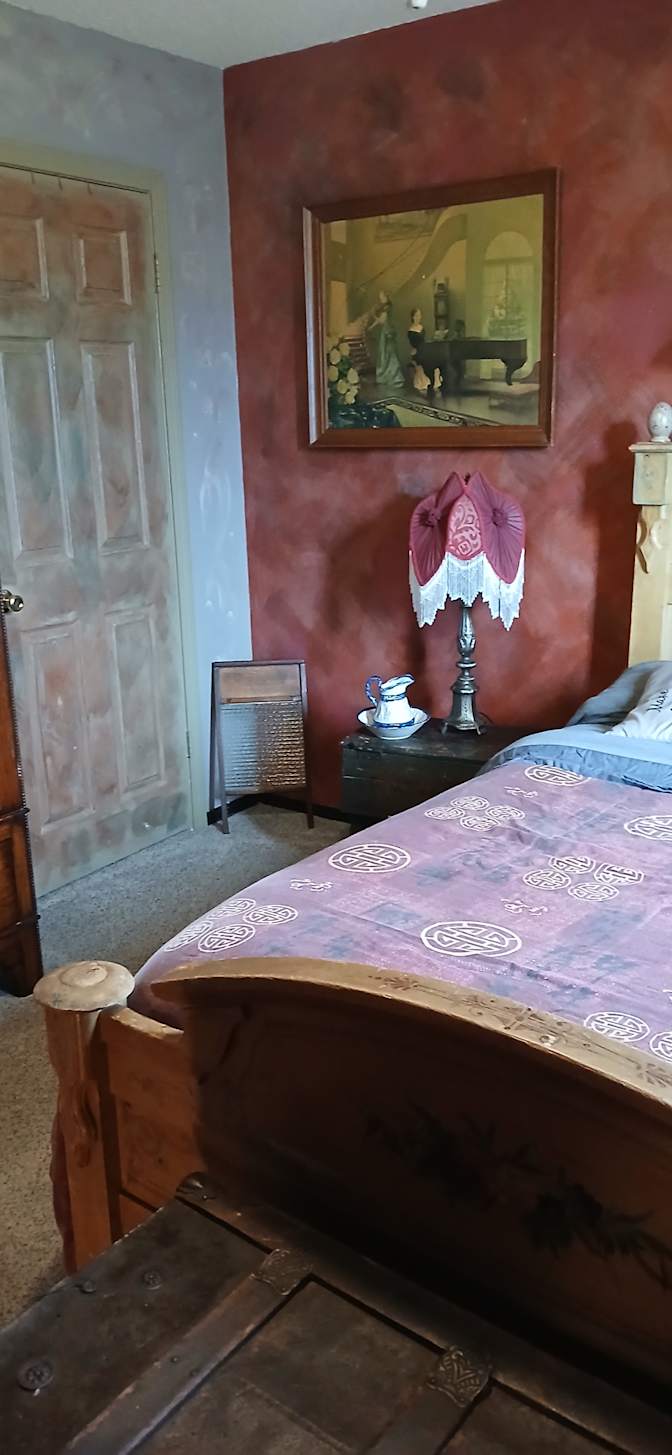 Steve's room