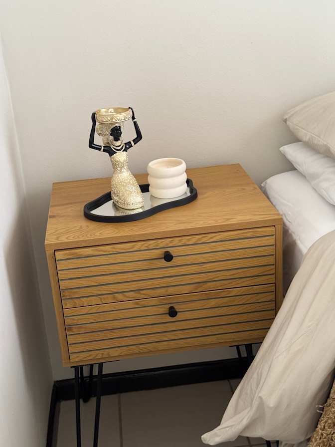 Dithoriso's room