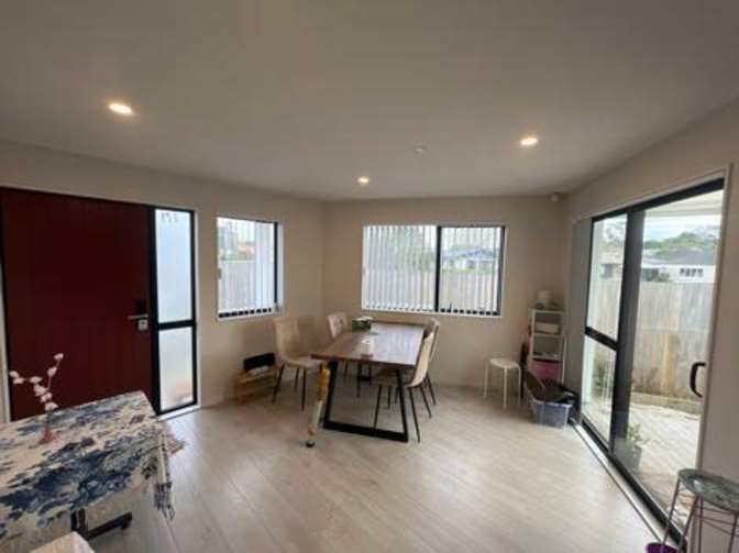 May Wijesinghe's room