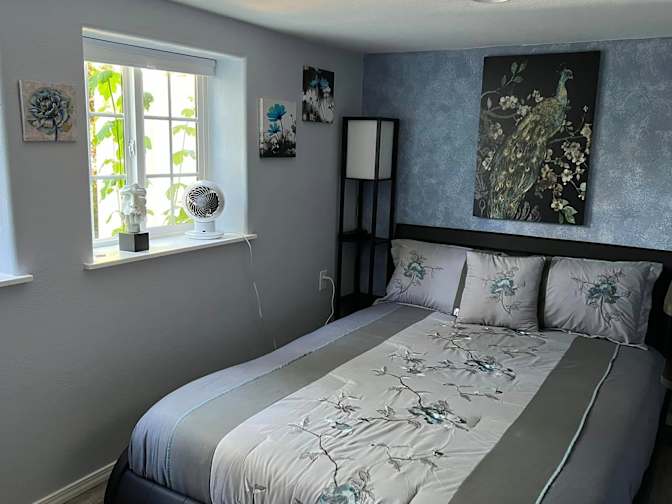 Juliet Peterson's room