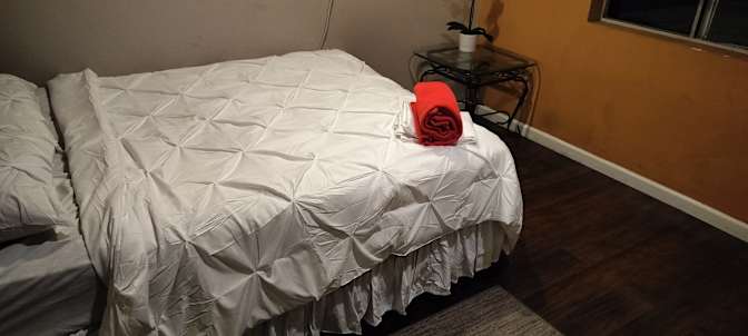 Sean Sa's room