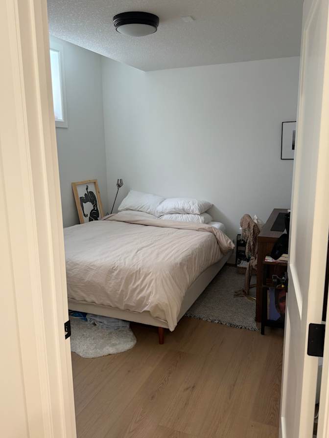 anisamovaffagh's room