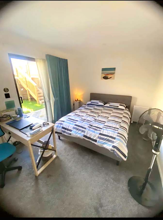 Arvi Osorio Mayote's room
