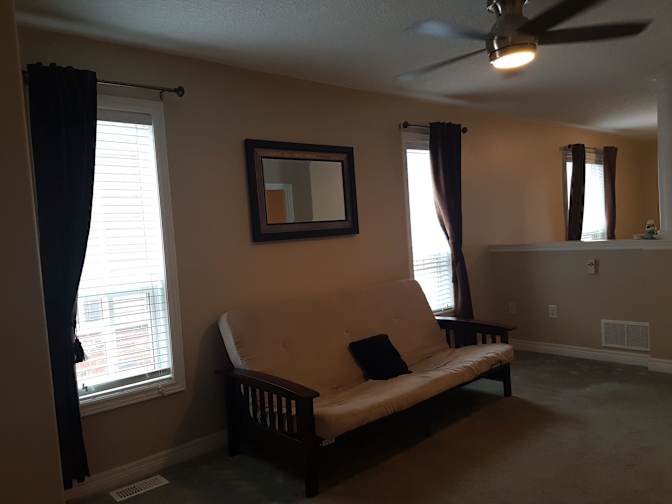 Rent's room