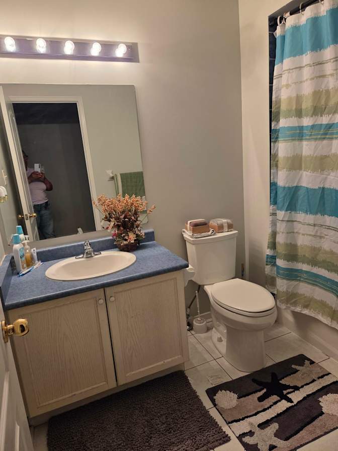 Claudette's room