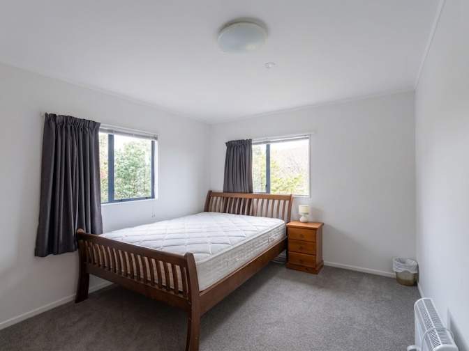Kang's room