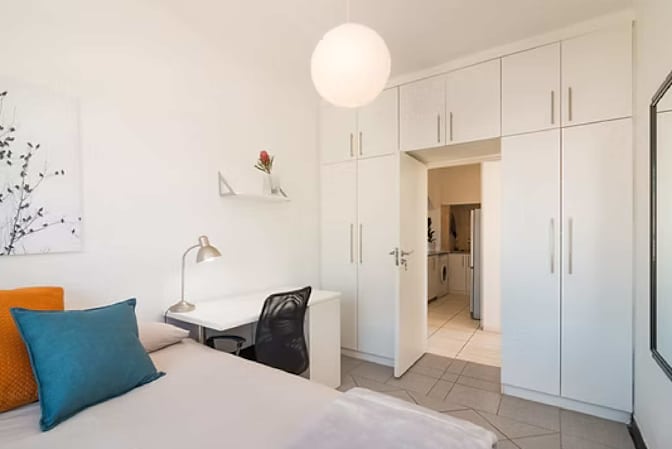 Jos Milne's room