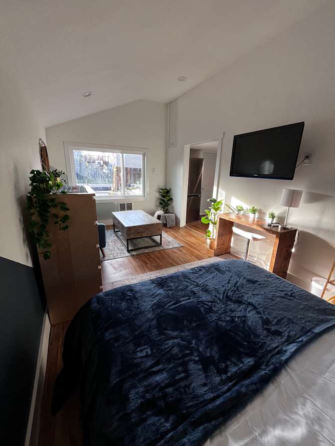 Anna's room