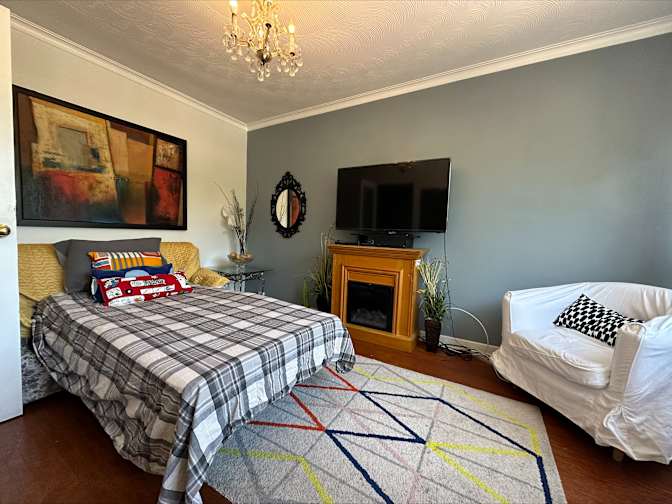 Doris's room