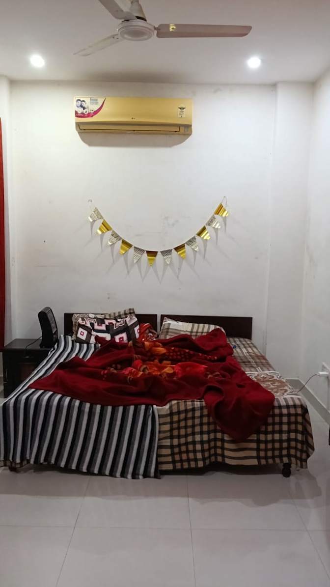 Sunny's room