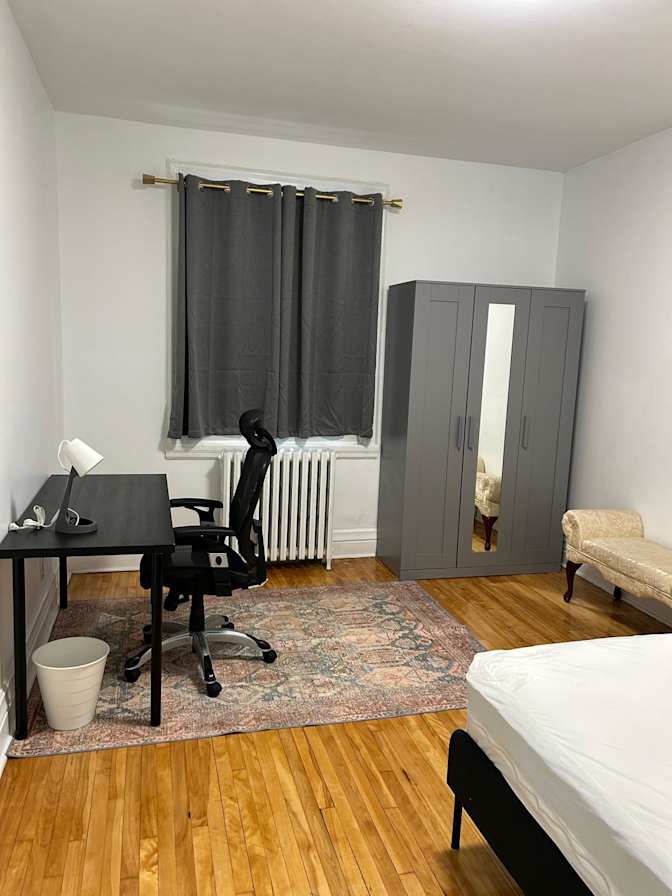 Carole's room
