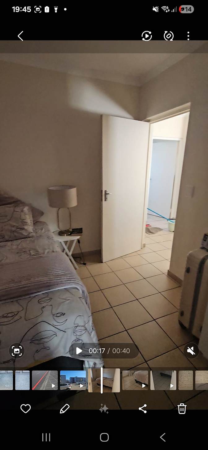 Mokau's room