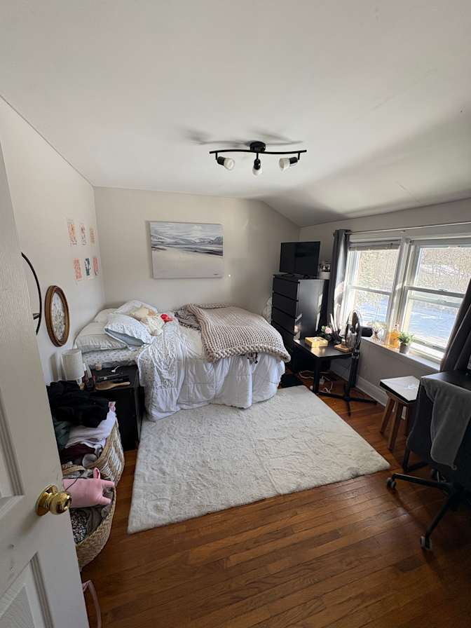 Lizzie Peterson's room