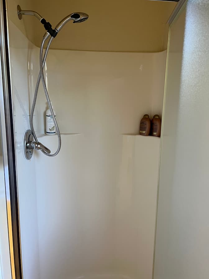 lyn's room