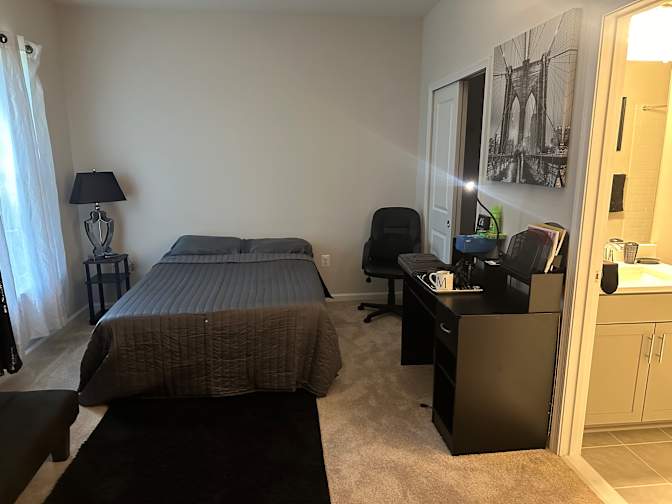 FeliciaAde's room