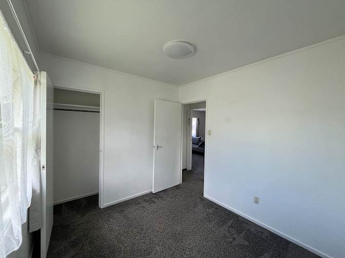 Sam's room