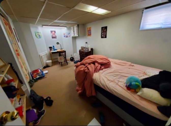 eren's room