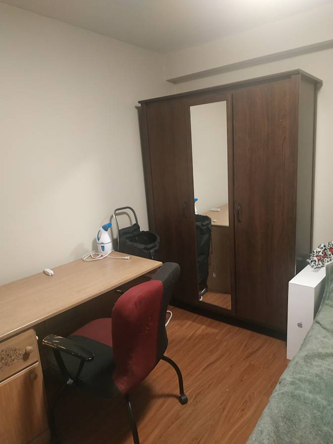 Eric's room