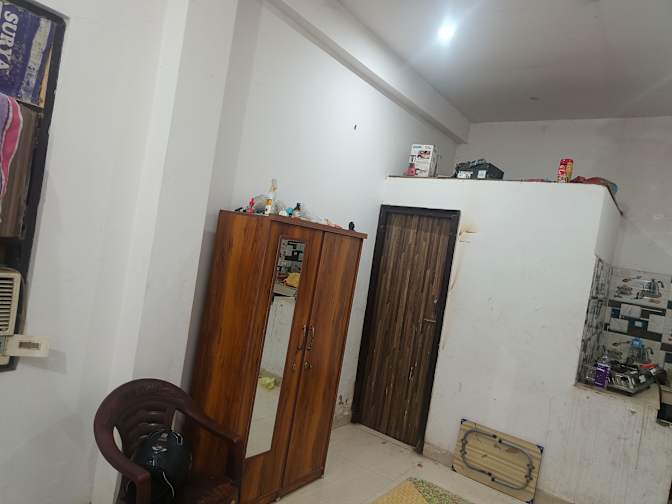 Arijit's room