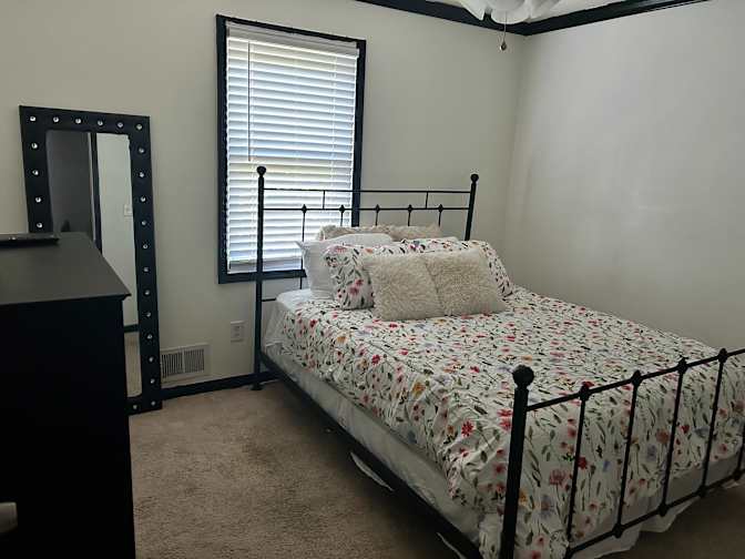 Legacy Property Homes's room