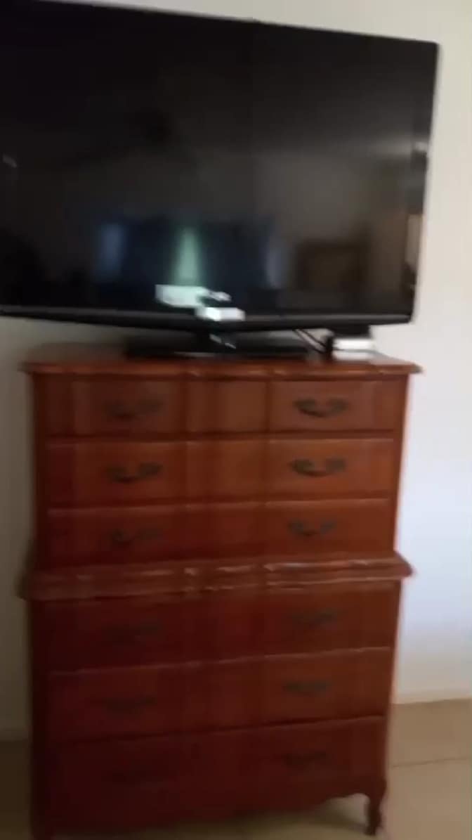 Carmen's room