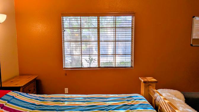Yovav's room