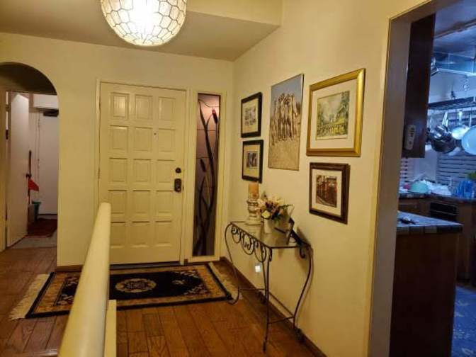 Suzanne Stanford's room
